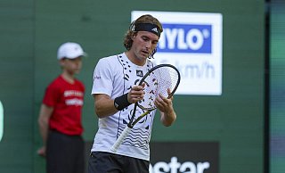 Stefanos Tsitsipas war an Nummer zwei gesetzt – mit den Tricks von Nick Kyrgios aber kam er nicht zurecht. - IMAGO/tennisphoto.de
