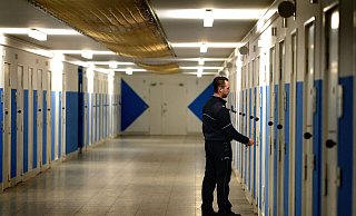 Der Verdächtige sitzt nun in Untersuchungshaft. Die Ermittlungen dauern an. - Symbolfoto: Andreas Frücht