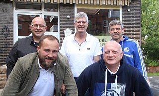 Stefan Mika (v. l.), Rico Golüke, Christian Haase, Christoph Wellbrink und Friedrich Potthast sind bereit für das prestigeträchtige Spiel. - Burkhard Battran