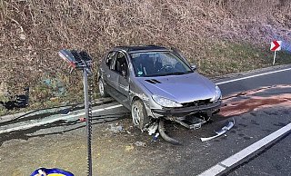 Der 62-Jährige wurde am Samstagmorgen bei dem Unfall auf der Bundestraße 83 schwer verletzt. - Feuerwehr Höxter