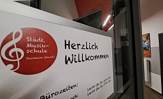 Die Türen der städtischen Musikschule stehen ihren Schülern derzeit oft offen. Offen ist aber auch, wie es mit der Einrichtung weitergeht. Es droht eine Reduzierung des Angebotes. - Madita Schellenberg