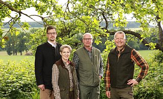 Wollen keinen Nationalpark: Florian Becker, stellvertretender Vorsitzender der Kreisjägerschaft Höxter (v. l.), Schriftführerin Ina Hegemann, Schatzmeister Jörn Reimers, und Vorsitzender Achim Frohß. - Kreisjägerschaft