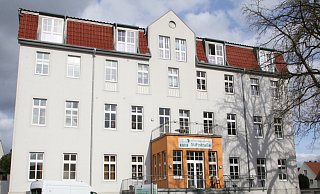 Eine Anruferin kündigte am Samstagabend an, dass eine Bombe in der Seniorenresidenz an der Stiftstraße detonieren würde. Foto: - Michael Lorenz