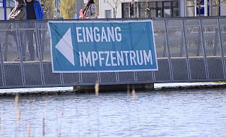 Die Laufzeit für die Impfzentren in ganz Deutschland soll bis Ende des Jahres verlängert werden. - Pixabay