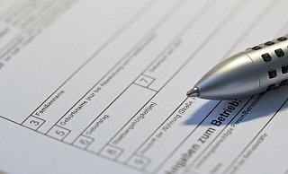 Konstantin Kuhle (FDP) hofft, dass Menschen durch das neue Gesetz spürbar entlastet werden. - Pixabay (Symbolfoto)