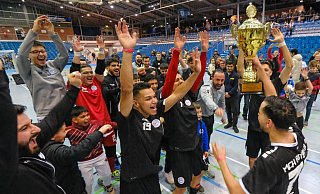 Die Mannschaft des MCH Futsal Clubs ist Bielefelder Hallen-Fußball Stadtmeister. - Andreas Zobe