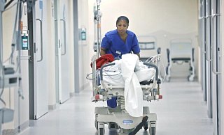 Ist eine Abweisung von ungeimpften Covid-Patienten möglich? - Archiv: Sarah Jonek