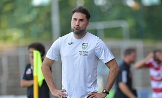 Julian Hesse wollte früh frischen Wind ins Spiel bringen, musste aber drei Gegentreffer mit ansehen. Foto: Jens Dünhölter - Jens Dünhölter