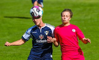 Auswärtssieg verpasst: Die Herforder mit Axel Konietzko (l.) mussten sich mit einem 3:3 begnügen. - Andreas Zobe