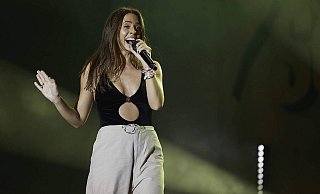 Die Sängerin Vanessa Mai ist der Top Act beim Schlagertraum im Aqua Magica-Park am 10. August. - picture alliance/dpa