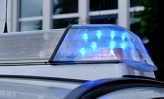 Die Polizei kontrollierte zwei Männer, weil sie die nächtliche Ausgangssperre nicht eingehalten hatten. - Heike von Schulz