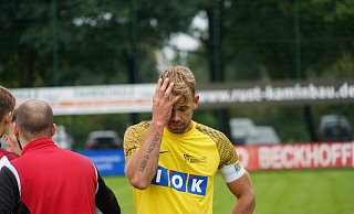 Felix Frosch, Kapitän des FC Kaunitz, war nach der 1:4-Pleite gegen Brakel sichtlich enttäuscht. - Christian Geisler