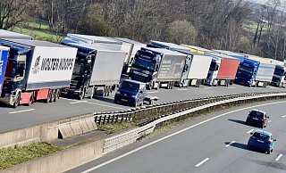 Beteiligt sind auch diesmal wieder zahlreiche Lkw (Archivbild). - Thomas Lieske
