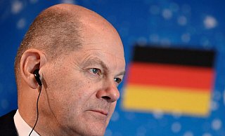 Kanzler Olaf Scholz und seiner Regierung ist es bislang nicht gelungen, das schiere Krisenmanagement um eine dem Anlass und der Dimension dieser „Zeitenwende“ angemessene Perspektive und Kommunikation zu erweitern. - AFP or licensors