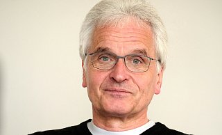 Pfarrer Elmar Quante, gegen den wegen Veruntreuung von Gemeindegeldern ermittelt wird, wird nun doch nicht mit einer Heiligen Messe verabschiedet werden.