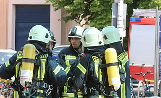 Der Herforder Bahnhof war am Sonntagnachmittag zeitweise komplett gesperrt, da mehrere Menschen über Atemwegsreizungen und Übelkeit klagten. - Claus Frickemeier