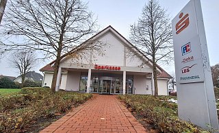 Die Sparkassen-Filiale an der Ahler Straße in Holsen. - Peter Heidbrink