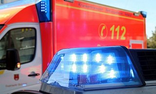 Ein Autofahrer verltzte sich bei dem Unfall. - Jens Reichenbach Ein Autofahrer verltzte sich bei dem Unfall. - Jens Reichenbach