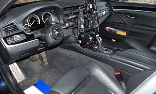 Ein BMW wurde aufgebrochen, das Lenkrad wurde gestohlen. Vorfälle wie diese scheinen sich zu häufen. - Polizei