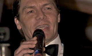 Ein bekannter Bielefelder Gastronom starb bei seinem eigenen Konzert. - Stefan Gerold