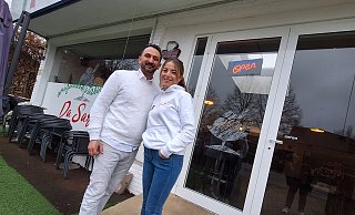 Afrim Avdija und Sara Scardino freuen sich, ihre Kunden bald mit weiteren Leckereien zu verwöhnen. - Peter Heidbrink