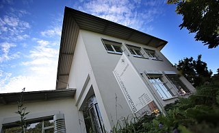 Im Straßenverkehrsamt Kirchlengern sind Beleidigungen kein Einzelfall. - www.gerald-dunkel.de Im Straßenverkehrsamt Kirchlengern sind Beleidigungen kein Einzelfall. - www.gerald-dunkel.de