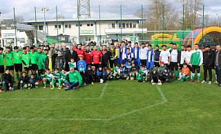 Rund 3.400 Euro kommen bei dem Benefiz-Fußballturnier zusammen. - Moritz Jülich