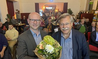 Christian Antl (li.) wurde mit großer Mehrheit zum Nachfolger von Egon Schewe gewählt. - Dirk Windmöller