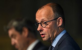 CDU-Politiker Friedrich Merz will die Wählerstimmen für die AfD halbieren und macht mit rechtspopulistischen Aussagen Schlagzeilen. - AFP or licensors