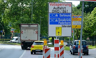 Zur Autobahn über die Artur-Ladebeck-Straße: So leitet die Stadt den Verkehr als Alternative zur OWD-Zufahrt am Adenauerplatz um. - Andreas Zobe