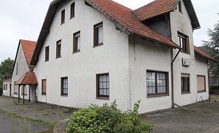 Die Gaststätte Kämper mit Saalbetrieb war über Jahrzehnte ein beliebter Treffpunkt der Büttendorfer. Hier fanden Familienfeiern statt, wurde zu Veranstaltungen eingeladen. - Klaus Frensing