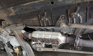 Ein Katalysator ist etwa so groß wie eine Zwei-Liter-Getränkeflasche. - Pixabay