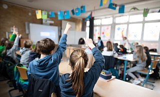 Wie sieht die Unterrichtssituation und die personelle Aussstattung des Lehrerkollegiums in Schulen in Enger und Spenge aus? Die NW hat nachfragt. - Daniel Reinhardt/DPA