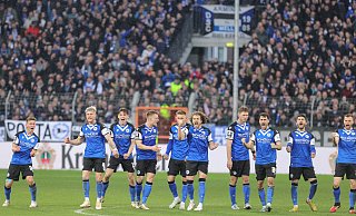 Der DSC Arminia Bielefeld setzt sich im Elfmeterschießen gegen Preußen Münster durch. - Oliver Krato