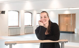 Seit Herbst 2020 unterrichtet Martina Gladys in Räumen der früheren Gaststätte Lohse in Eilshausen. Der eigentliche Tanzsaal bleibt auch nach der Erweiterung wie er ist. - Ralf Bittner