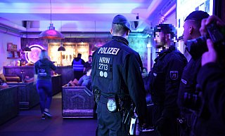 Mehrere Behörden haben zuletzt gemeinsam Bordelle in Gütersloh und Rheda-Wiedenbrück kontrolliert. - Symbolfoto: dpa