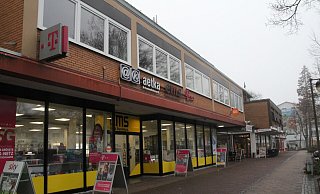 Das Fachgeschäft "EMS Nerd Business. IT & Telekommunikation" an der Breslauer Straße in Espelkamp war das Opfer einer Bombendrohung. - Klaus Frensing