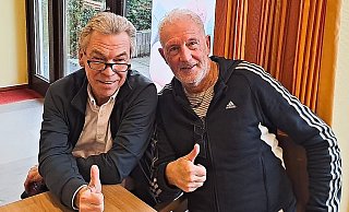 Manfred Ewers (l.) besuchte FCG-Vereinswirt Peter Roggenkamp bei dessen Reha in Bad Waldliesborn. - privat