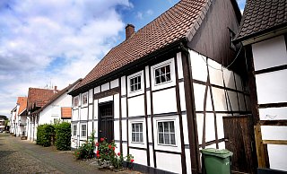 Die Stadt Rheda-Wiedenbrück will dieses Haus für 56.000 Euro verkaufen. - Andreas Frücht