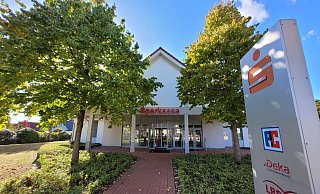 Die Filiale der Sparkasse in Holsen wird geschlossen. Mit der Entscheidung sind viele Senioren nicht einverstanden. - Florian Weyand
