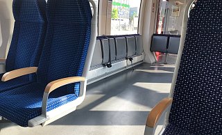 Morgens um 9 Uhr in der Bahn. - Ingo Müntz