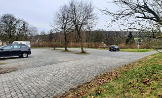 Npch etwas Trist: Der Wohnmobilstellplatz in Nieheim ist nur eine Schotterfläche. - David Schellenberg