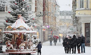 Auch in diesem Jahr wird es beim Herforder Weihnachtsmarkt keine Eisbahn geben. - Frank-Michael Kiel-Steinkamp