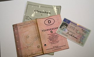Personen, die zwischen 1965 und 1970 geboren sind, haben für den fristgerechten Umtausch nur noch bis zum 19. Januar Zeit. - Kreis Höxter