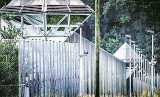 Die geschlossene JVA Bielefeld-Brackwede gehört mit bald 666 Häftlingen zu den ganz großen Haftanstalten im Land. Sie braucht daher mehr Platz. - Andreas Frücht