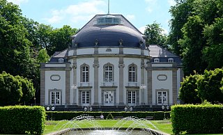 Das Staatsbad will nicht mehr Gesellschafterin des Landestheaters Detmold sein. Die Detmolder sollen aber weiter im Theater im Park (Foto) auftreten.