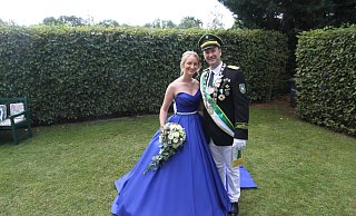 Das aktuelle Königspaar Jens Flottmeier und Sophie Lichtenauer. - Johannes Büttner