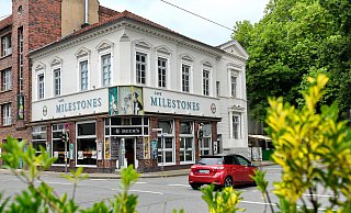 Die Tage des Café Milestones sind gezählt. Jetzt steht fest, wann die Kult-Location ein letztes Mal ihre Türen öffnen wird. - BARBARA FRANKE