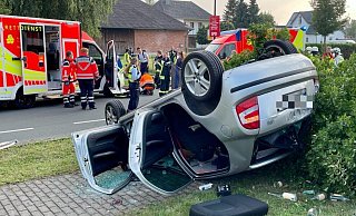Das Auto überschlug sich nach dem Zusammenprall mit dem Radfahrer. - Ralph Meyer