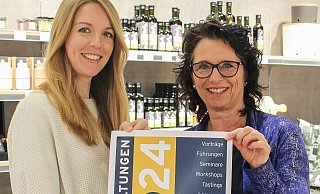 Ernährungsberaterin Tanja Baensch (l.) und Ernährungsexpertin Andrea Janzen freuen sich auf die Veranstaltungsreihe im Jahr 2024. - Ölmühle Solling